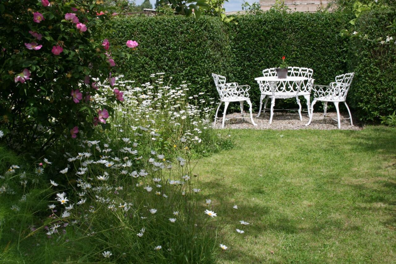 B&B Eenvoud In Overvloed Vleteren Exterior photo